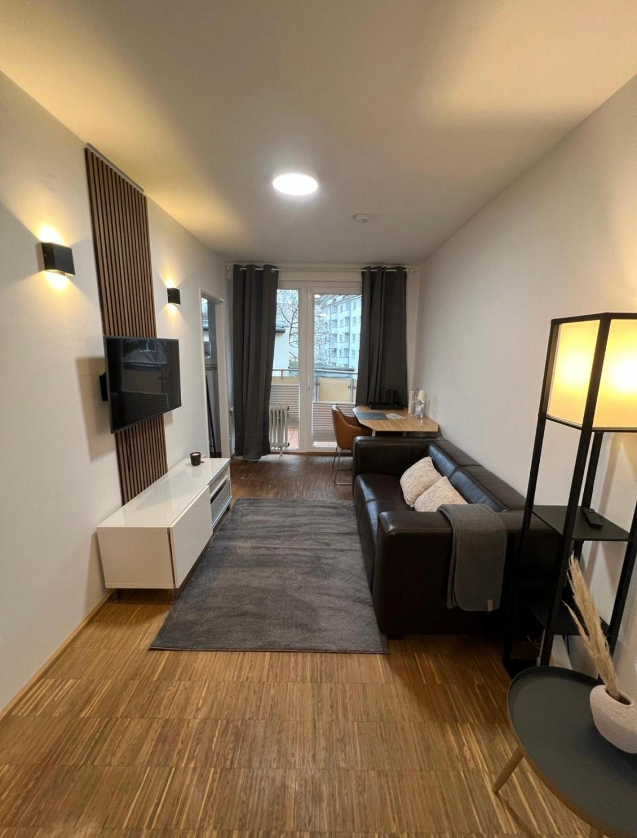 Medienhafen Apartment Direkt Am Zentrum Düsseldorf Exteriér fotografie